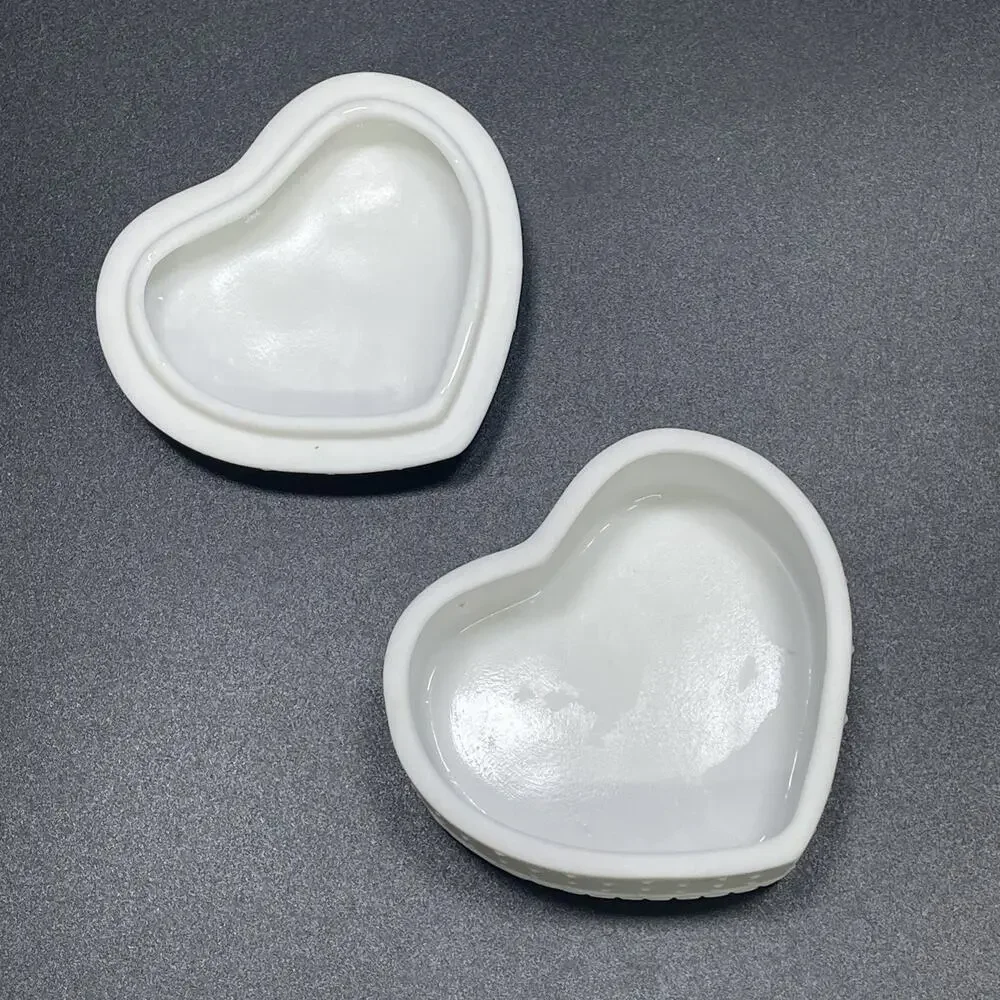 Vtg April's Springtime Skies Porcelain White Heart-Shaped Trinket Box Embossed